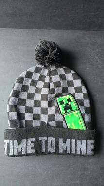 Minecraft Beanie Hat Boys One Size Black Check Creeper Time To Mine Pom Knit
